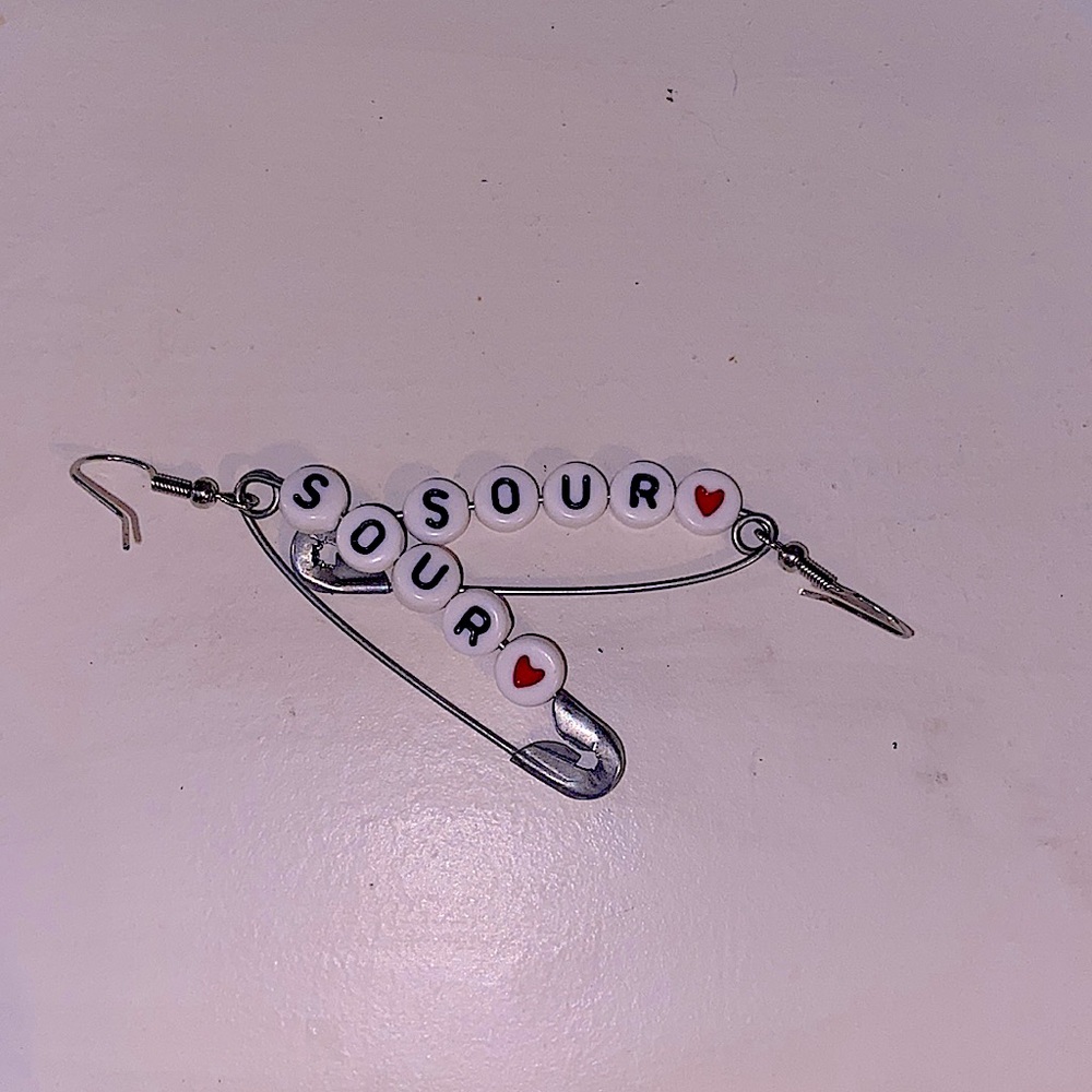 Handmade Olivia rodrigo spur album inspired earrings